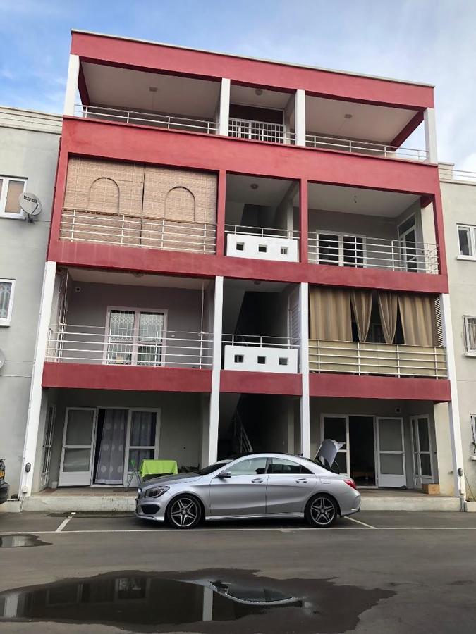 Kays Residence Pereybere Beach Exterior photo